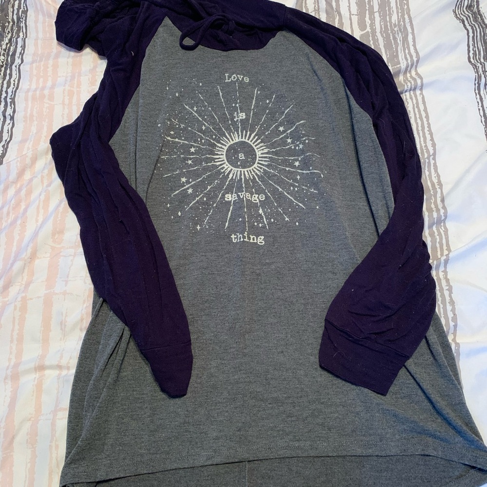 Long sleeve shirt
